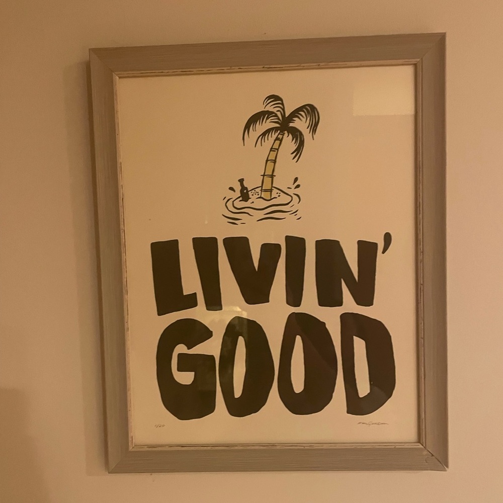 “Livin Good” wall decor - Picture 2 of 3